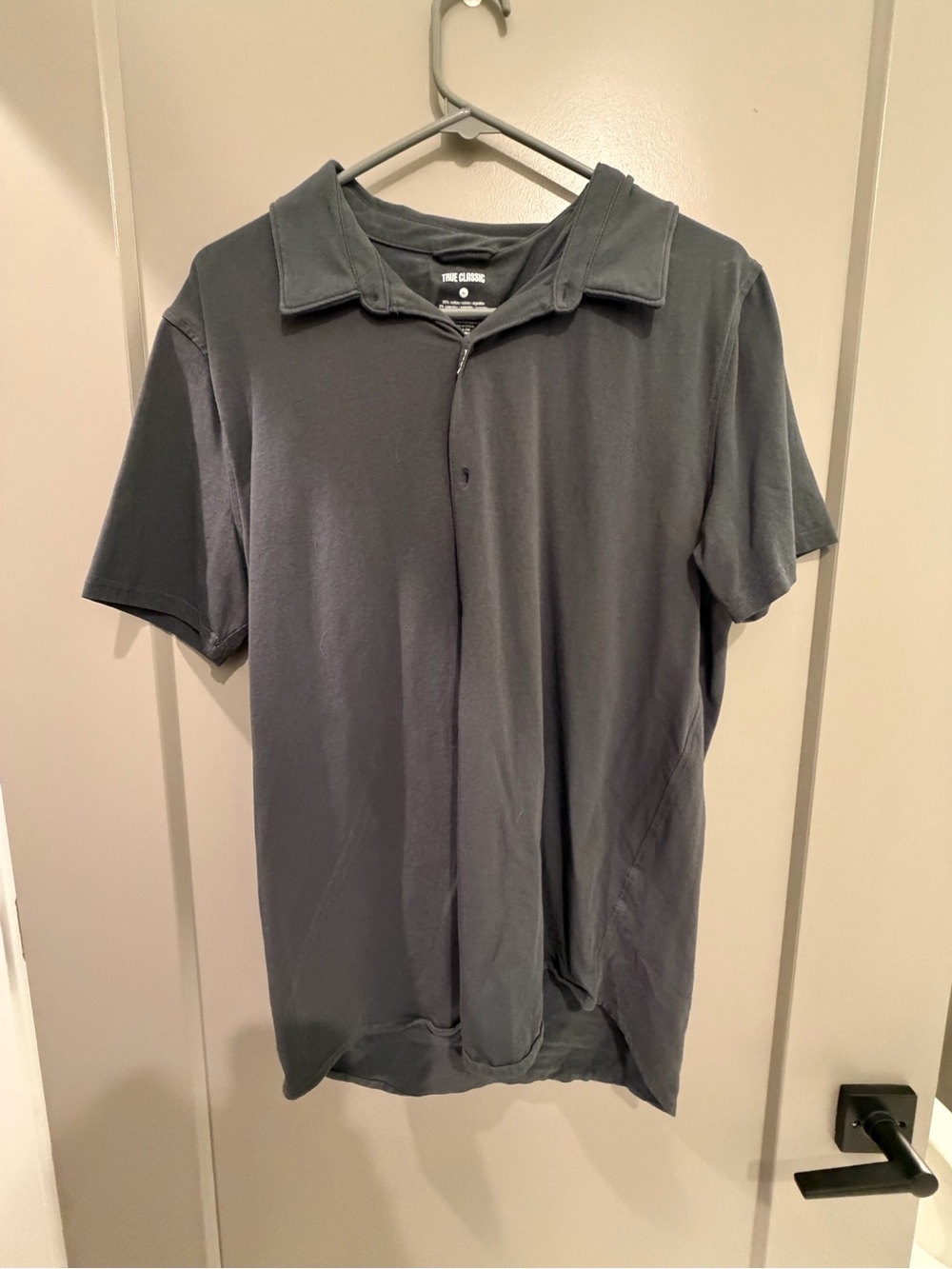 Casual Short-Sleeve Button Down Shirt - Dark Gray